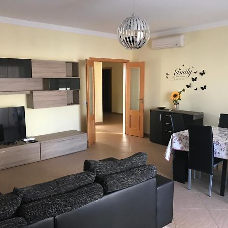 Apartamento T3 Al-Gharb อาร์มาซอง เด เปรา ภายนอก รูปภาพ